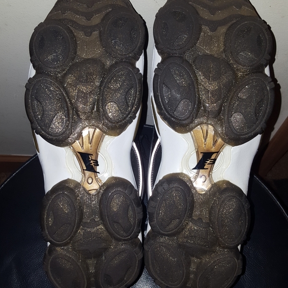 Allen iverson DMX shoe (9.5) - Picture 5 of 7